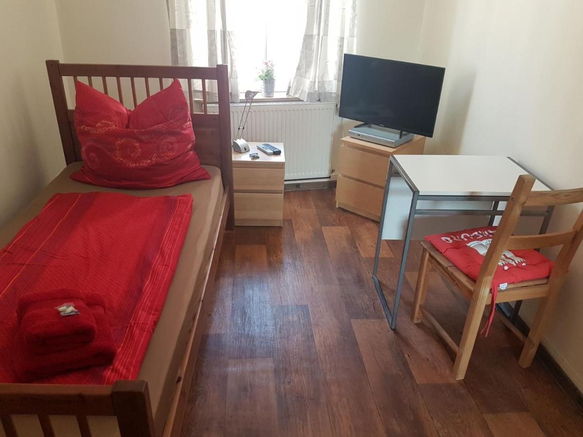 Sleep In Hamburg St. Pauli Hotel Екстериор снимка