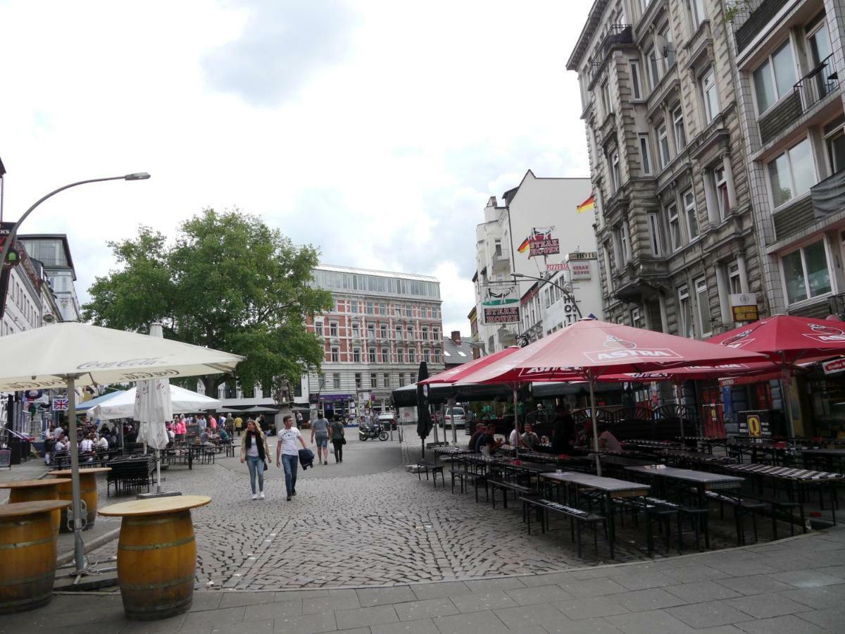 Sleep In Hamburg St. Pauli Hotel Екстериор снимка