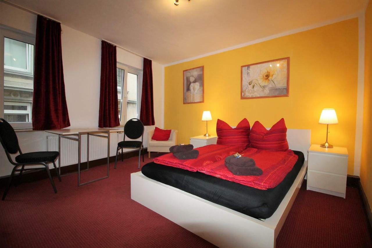 Sleep In Hamburg St. Pauli Hotel Екстериор снимка