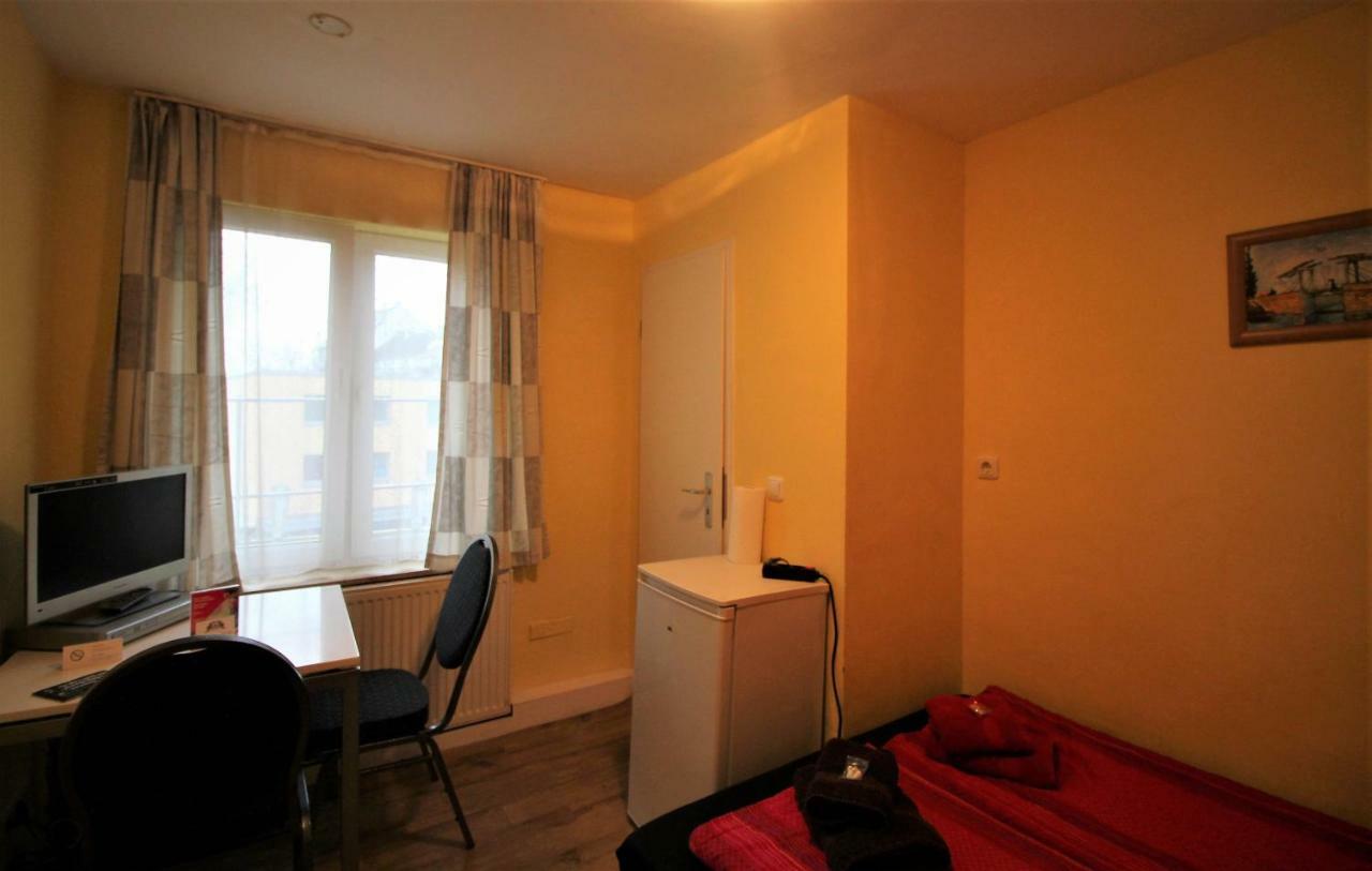 Sleep In Hamburg St. Pauli Hotel Екстериор снимка